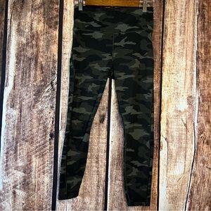Athleta 7/8 leggings